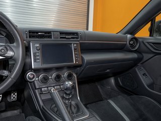 2022 Toyota GR86 in St-Jérôme, Quebec - 18 - w320h240px