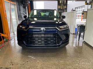 Toyota Grand Highlander  2024 à St-Jérôme, Québec - 5 - w320h240px
