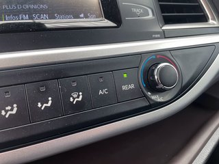2019 Toyota Highlander in St-Jérôme, Quebec - 13 - w320h240px