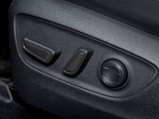 2020 Toyota Highlander in St-Jérôme, Quebec - 27 - w320h240px