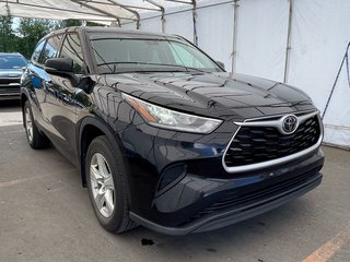 Toyota Highlander  2022 à St-Jérôme, Québec - 9 - w320h240px