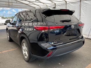 Toyota Highlander  2022 à St-Jérôme, Québec - 5 - w320h240px