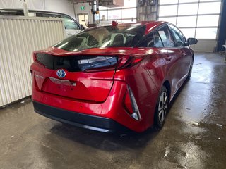 2017 Toyota Prius Prime in St-Jérôme, Quebec - 8 - w320h240px