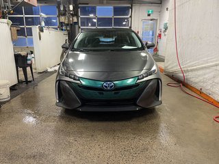 2018 Toyota Prius Prime in St-Jérôme, Quebec - 4 - w320h240px