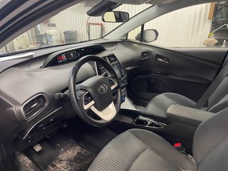 2018 Toyota Prius Prime in St-Jérôme, Quebec - 3 - w320h240px