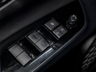 Toyota PRIUS PRIME  2020 à St-Jérôme, Québec - 22 - w320h240px