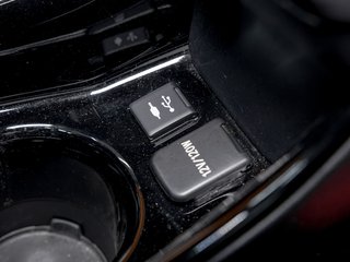 2022 Toyota Prius Prime in St-Jérôme, Quebec - 24 - w320h240px