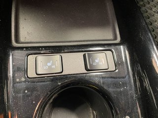 Toyota Prius Prime  2022 à St-Jérôme, Québec - 12 - w320h240px