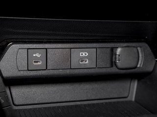 Toyota Prius Prime  2023 à St-Jérôme, Québec - 24 - w320h240px