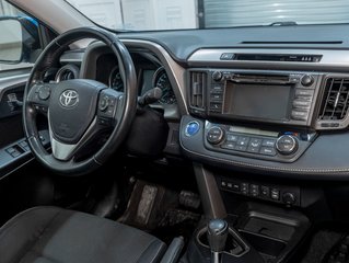 2017 Toyota RAV4 Hybrid in St-Jérôme, Quebec - 29 - w320h240px