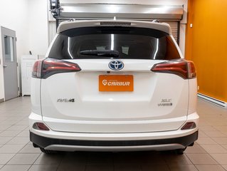 Toyota RAV4 Hybrid  2017 à St-Jérôme, Québec - 8 - w320h240px