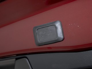 2020 Toyota RAV4 Hybrid in St-Jérôme, Quebec - 37 - w320h240px