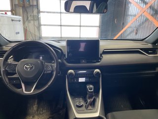 Toyota RAV4 Prime  2023 à St-Jérôme, Québec - 13 - w320h240px