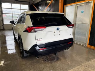 Toyota RAV4 Prime  2023 à St-Jérôme, Québec - 8 - w320h240px