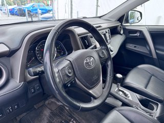 Toyota RAV4  2015 à St-Jérôme, Québec - 5 - w320h240px