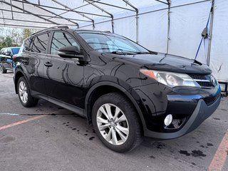 Toyota RAV4  2015 à St-Jérôme, Québec - 12 - w320h240px