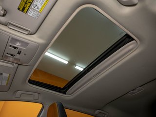 2017 Toyota RAV4 in St-Jérôme, Quebec - 4 - w320h240px