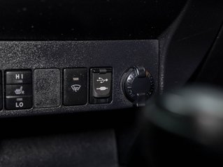 Toyota RAV4  2017 à St-Jérôme, Québec - 22 - w320h240px