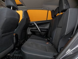 Toyota RAV4  2017 à St-Jérôme, Québec - 26 - w320h240px