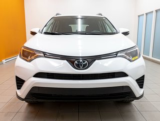 Toyota RAV4  2018 à St-Jérôme, Québec - 4 - w320h240px