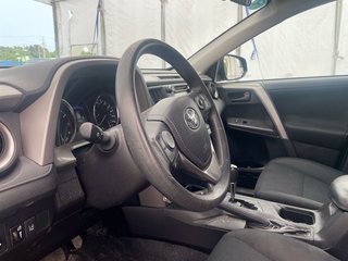 2018 Toyota RAV4 in St-Jérôme, Quebec - 3 - w320h240px