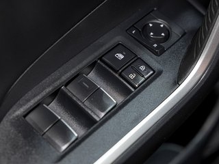 2019 Toyota RAV4 in St-Jérôme, Quebec - 28 - w320h240px
