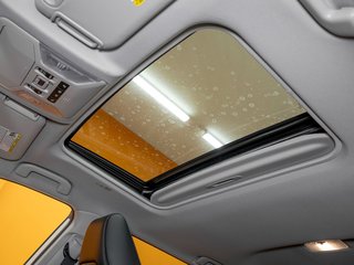 2019 Toyota RAV4 in St-Jérôme, Quebec - 4 - w320h240px