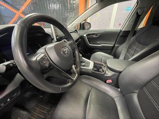 Toyota RAV4  2019 à St-Jérôme, Québec - 4 - w320h240px