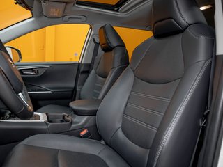 2019 Toyota RAV4 in St-Jérôme, Quebec - 11 - w320h240px
