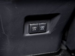 2019 Toyota RAV4 in St-Jérôme, Quebec - 33 - w320h240px