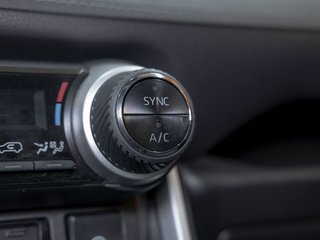 Toyota RAV4  2021 à St-Jérôme, Québec - 24 - w320h240px