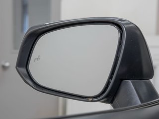 Toyota RAV4  2021 à St-Jérôme, Québec - 35 - w320h240px