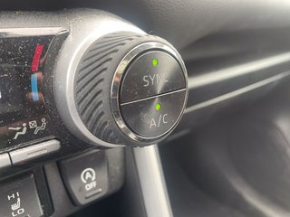 2021 Toyota RAV4 in St-Jérôme, Quebec - 17 - w320h240px