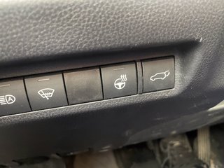 2021 Toyota RAV4 in St-Jérôme, Quebec - 14 - w320h240px