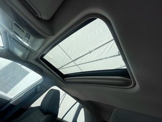 2021 Toyota RAV4 in St-Jérôme, Quebec - 3 - w320h240px