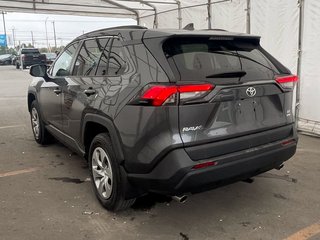 Toyota RAV4  2021 à St-Jérôme, Québec - 5 - w320h240px