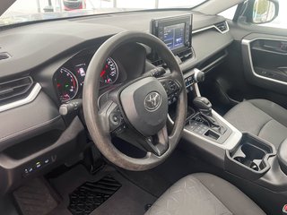 Toyota RAV4  2021 à St-Jérôme, Québec - 3 - w320h240px