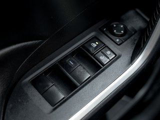 Toyota RAV4  2021 à St-Jérôme, Québec - 23 - w320h240px