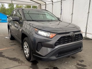 Toyota RAV4  2021 à St-Jérôme, Québec - 9 - w320h240px
