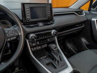 2022 Toyota RAV4 in St-Jérôme, Quebec - 17 - w320h240px