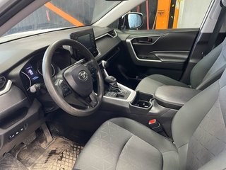 Toyota RAV4  2022 à St-Jérôme, Québec - 3 - w320h240px