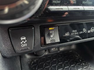 Toyota RAV4  2023 à St-Jérôme, Québec - 13 - w320h240px