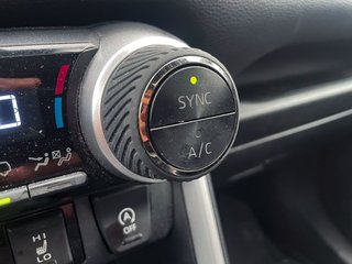 Toyota RAV4  2023 à St-Jérôme, Québec - 17 - w320h240px