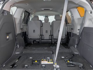 2022 Toyota Sienna in St-Jérôme, Quebec - 32 - w320h240px
