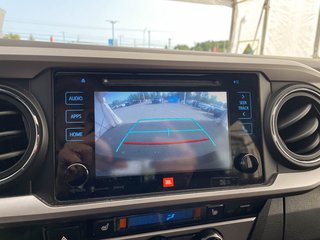 2017 Toyota Tacoma in St-Jérôme, Quebec - 14 - w320h240px