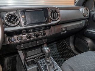 Toyota Tacoma  2017 à St-Jérôme, Québec - 20 - w320h240px