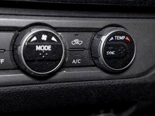 2018 Toyota Tacoma in St-Jérôme, Quebec - 24 - w320h240px