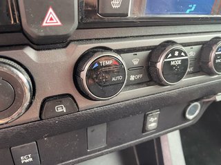 Toyota Tacoma  2018 à St-Jérôme, Québec - 14 - w320h240px