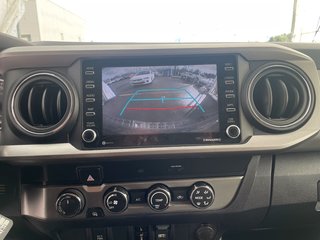 2020 Toyota Tacoma in St-Jérôme, Quebec - 12 - w320h240px