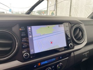 2022 Toyota Tacoma in St-Jérôme, Quebec - 3 - w320h240px
